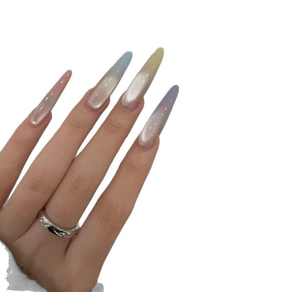Stiletto-Nagelverlängerungen mit Gradient-Finish