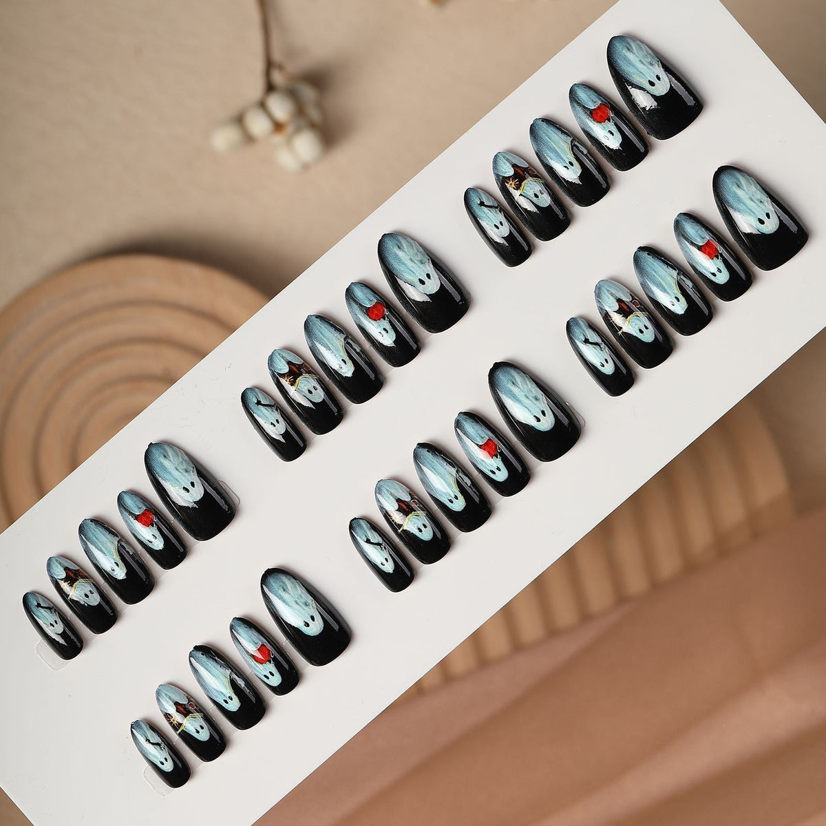 Künstliche Kunstnägel mit gruseligen Motiven Brehn