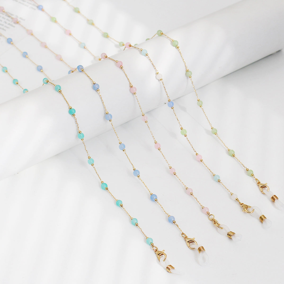 Elegante Perlen Brillenhalter Kette Brehn