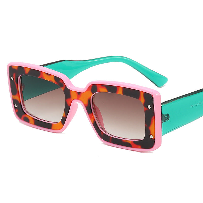 Damen Oversized Sonnenbrille im modernen Quadratrand Brehn