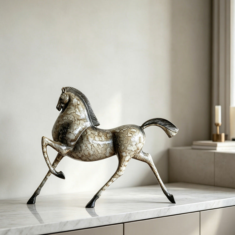 Elegante künstlerische Pferdefigur