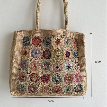 Geflochtene Umhängetasche mit Floralem Motiv Brehn