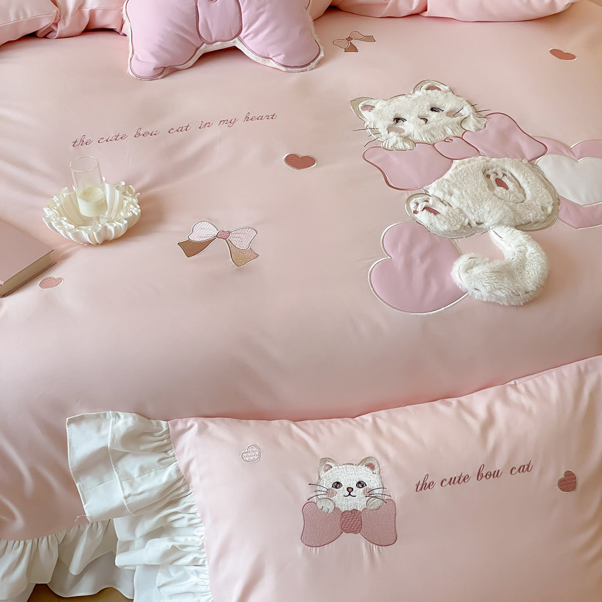 Rüschensatin Bettwäsche Set mit Plüsch-Katzenapplikation