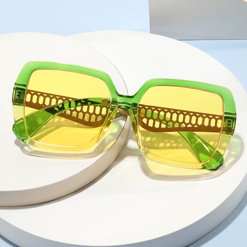 Damen Luxus-Sonnenbrille mit modischem Struktur-Rahmen Brehn