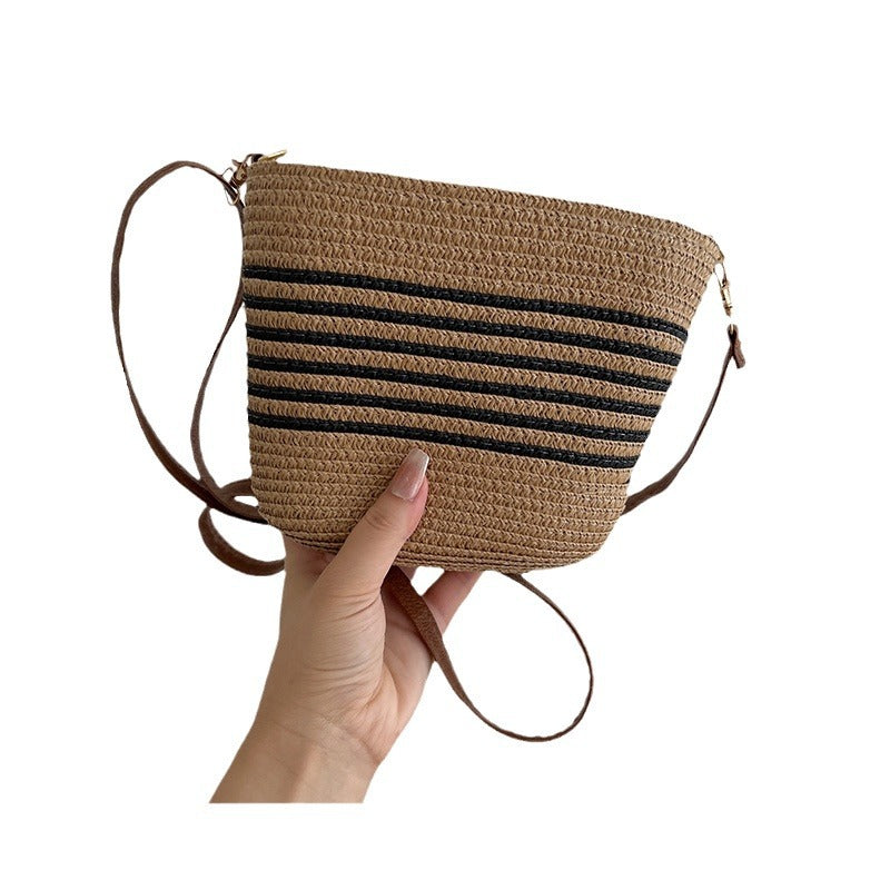Handgefertigte Strohtasche mit Modernem Design Brehn