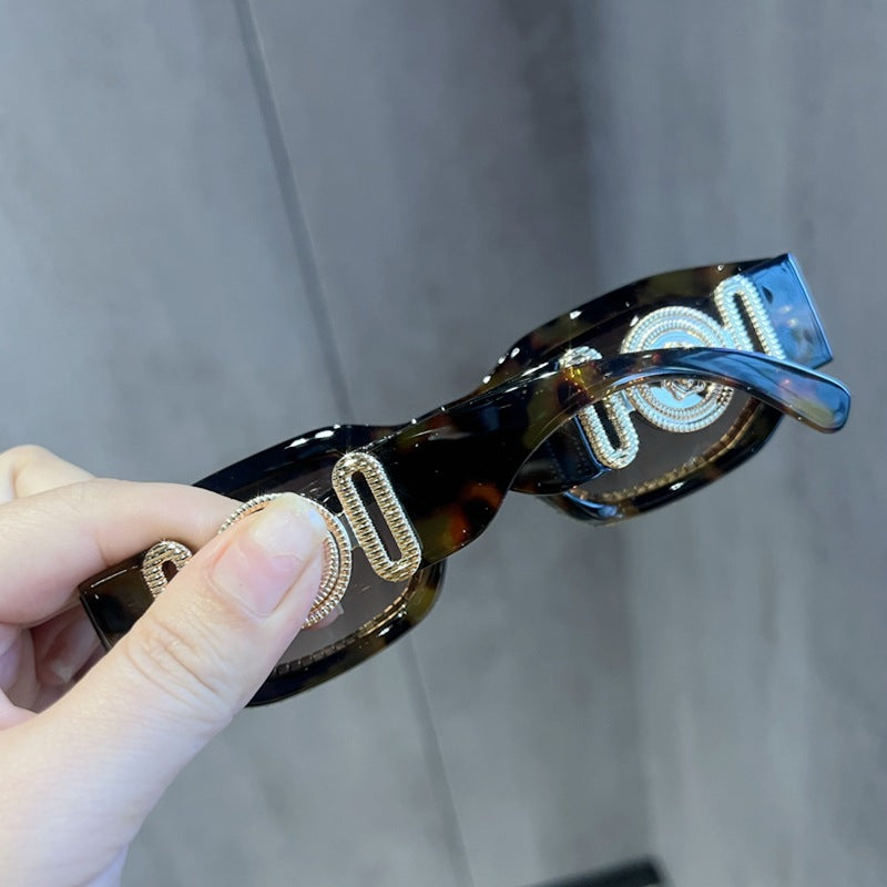 Damen modische Sonnenbrille mit funkelndem Strassrahmen Brehn