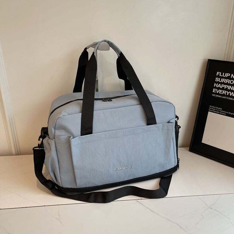 Vielseitige Reisetasche mit mehreren Taschen Brehn