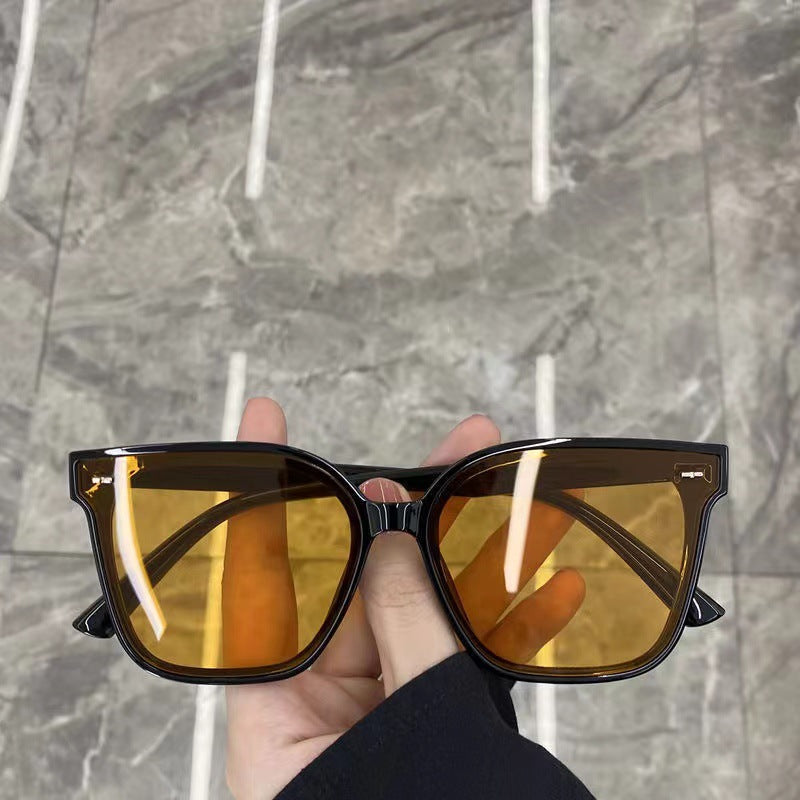 Damen stilvolle Sonnenbrille mit modischem Hingucker Brehn