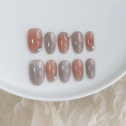 Künstlerisches Press-On Nagelkunstset mit Herz- und himmlischen Designs