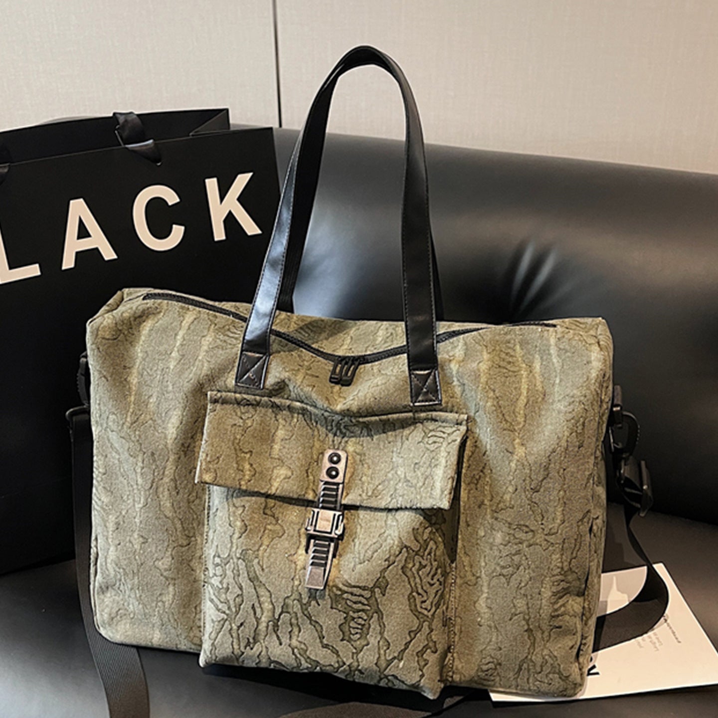 Board- und Reisetasche mit Verstellbarem Schultergurt Brehn