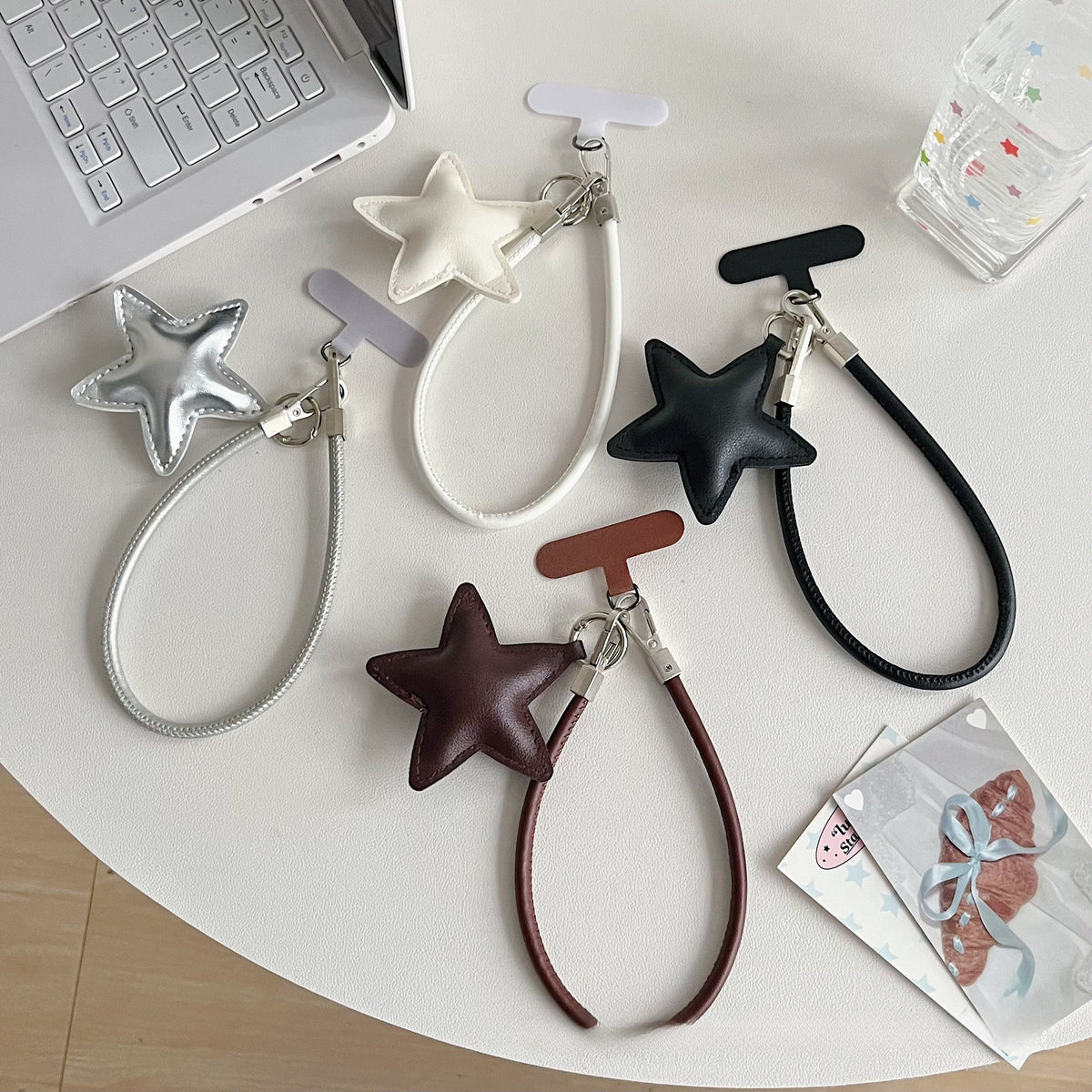 Sternförmiger Schlüsselanhänger Halter Brehn