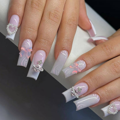 Glamouröse 3D dekorierte Nagelverlängerungen Brehn