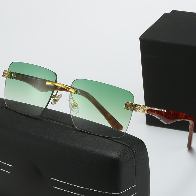 Damen modische Sonnenbrille im eleganten quadratischen Design Brehn