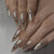 Kunstnagelset mit eleganten Strassakzenten und konturiertem Design Brehn