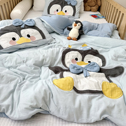Kinder-Gitterbett-Bettwäsche-Set mit appliziertem Löwenmotiv und atmungsaktivem Baumwoll-Musselin