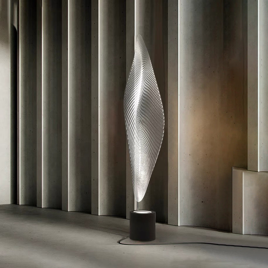 Künstlerische Stehlampe