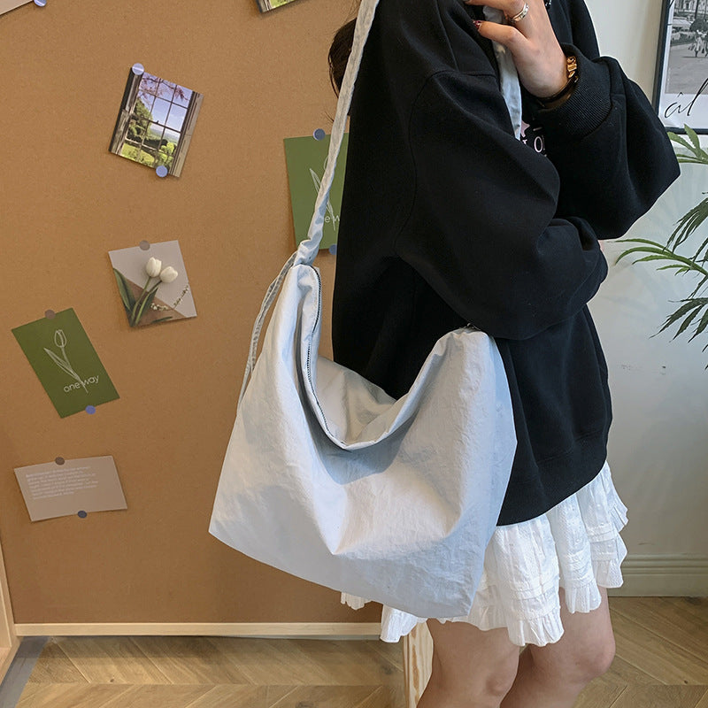 Lässige lässige Hobo-Tasche Brehn