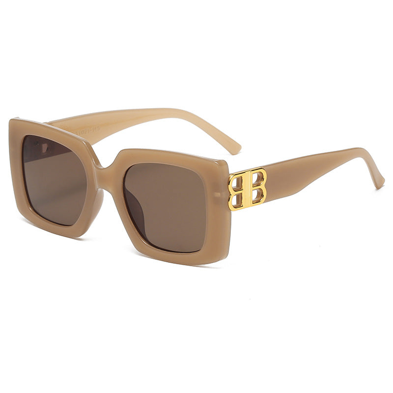 Damen oversized Sonnenbrille mit elegantem Design und luxuriösen Details Brehn