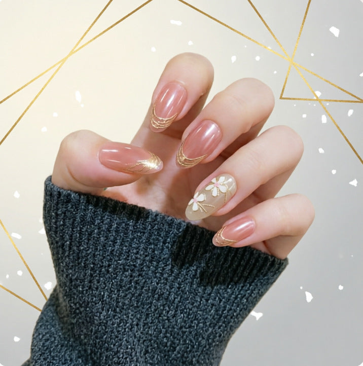 Kunstnägel mit Floralem Design Brehn