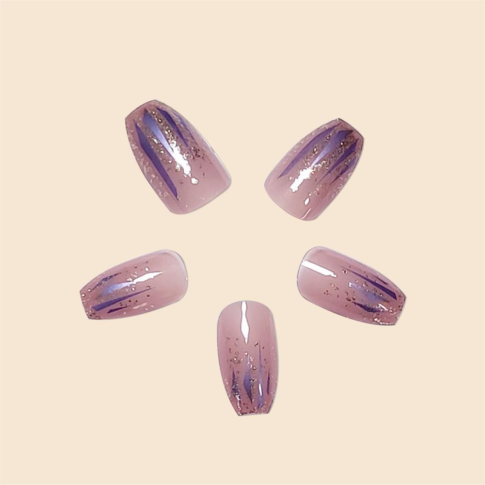 Glitzernde Glitzer-Gel-Nagelerweiterungen