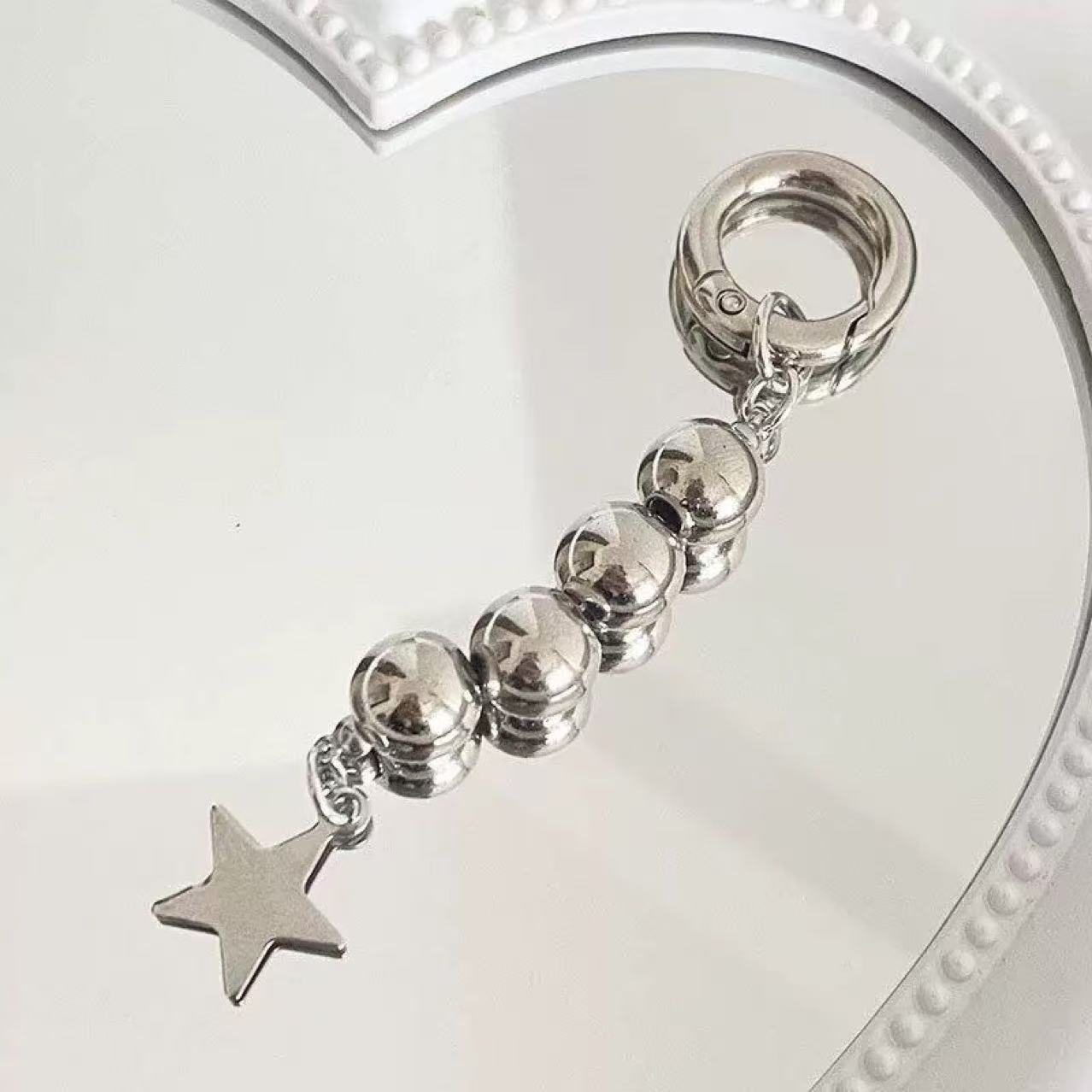 Dekorativer Charm Brehn