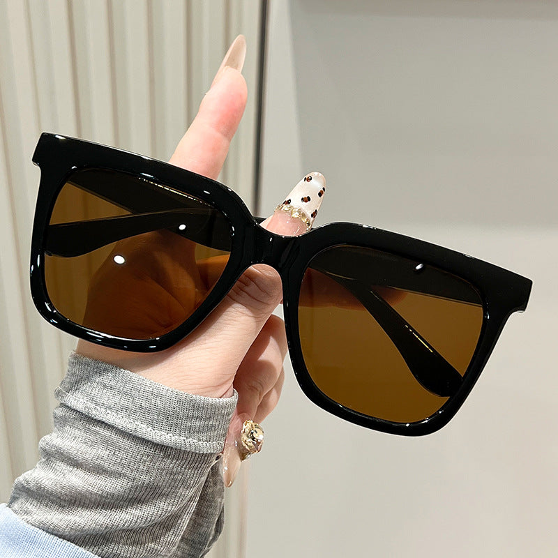 Damen oversized Sonnenbrille mit mattem Rahmen Brehn