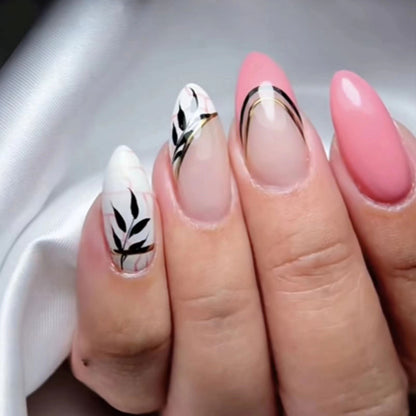 Elegantes Blumenkunst-Nagelset