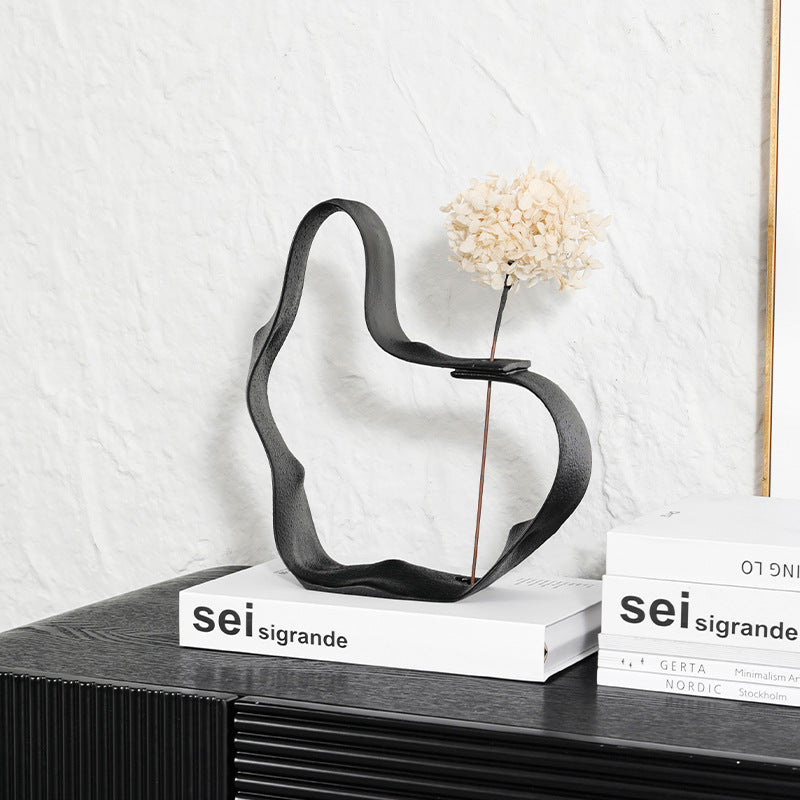 Moderner dekorativer Blumenhalter