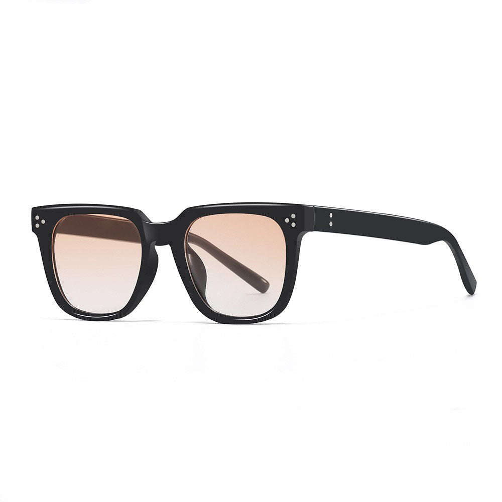 Damen modische Sonnenbrille mit robustem Rahmen und UV-Schutz Brehn