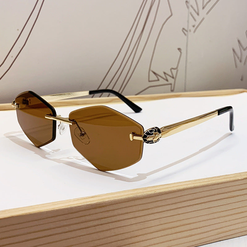 Damen Designer Sonnenbrille mit hexagonalem Rahmen und goldenen Akzenten Brehn