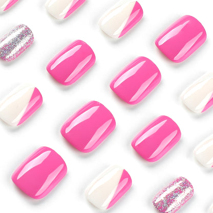 Kunstvolle Nagelkunst mit Glitzerakzenten und Ombre-Design Brehn
