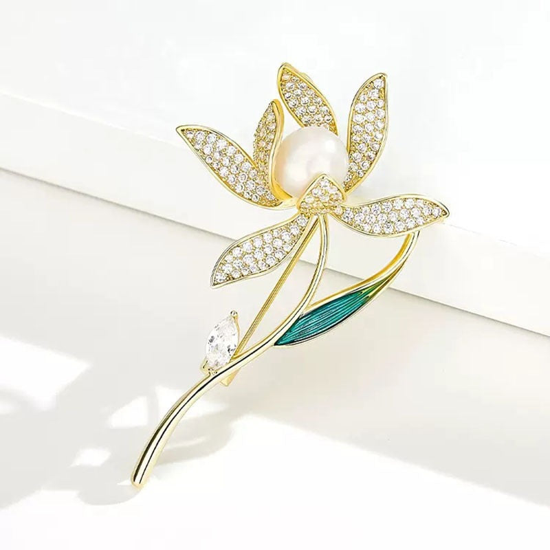 Exquisite Blumenbrosche Brehn