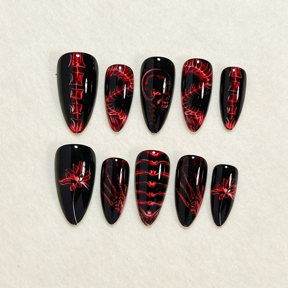 Gothic-inspirierte Nail Art Tipps Brehn