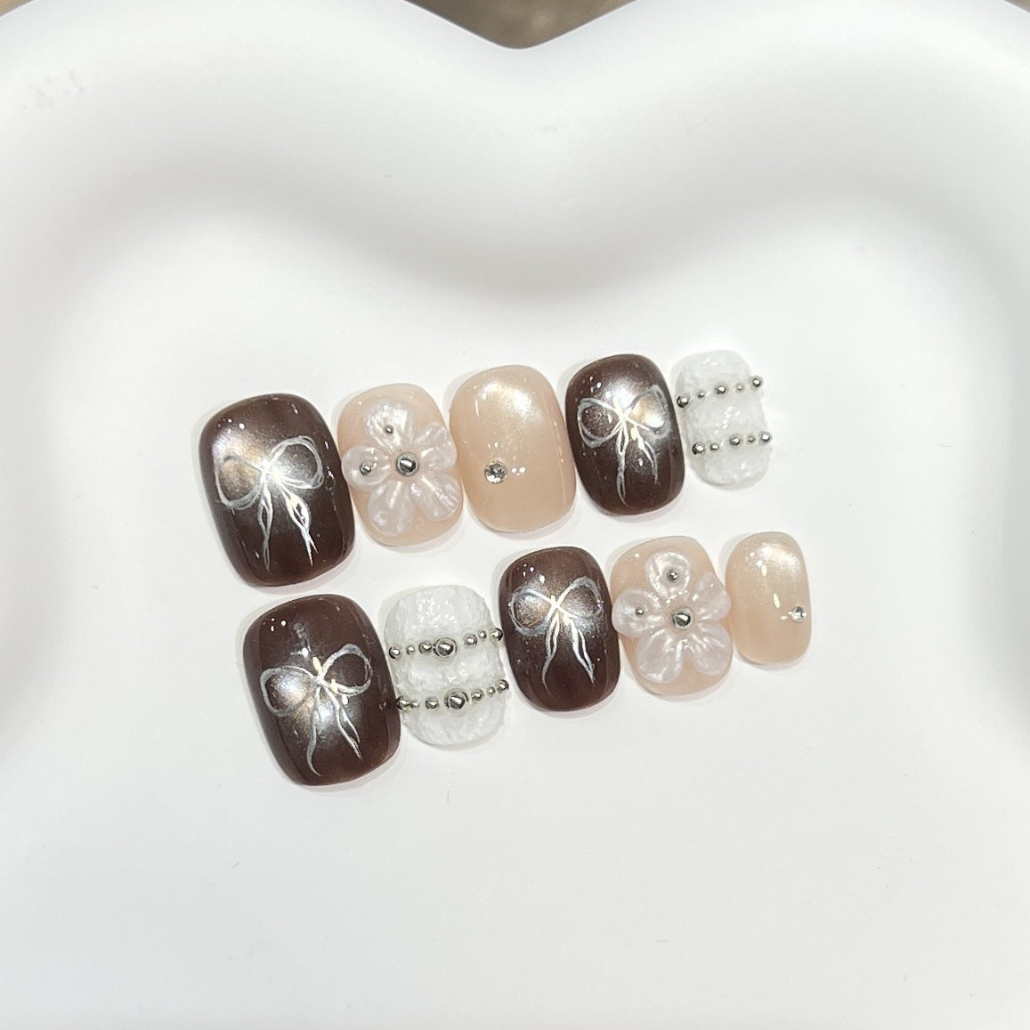 Dekorativer Nagelkunst Set Brehn