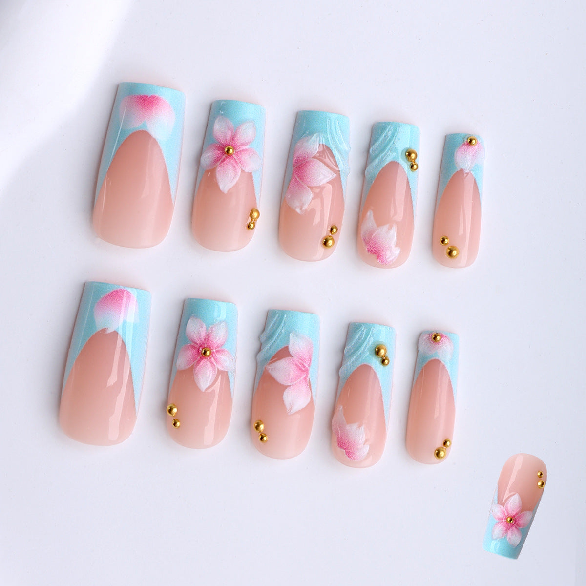 Kunstfingernägel mit Floralen Motiven und Modernem Design Brehn