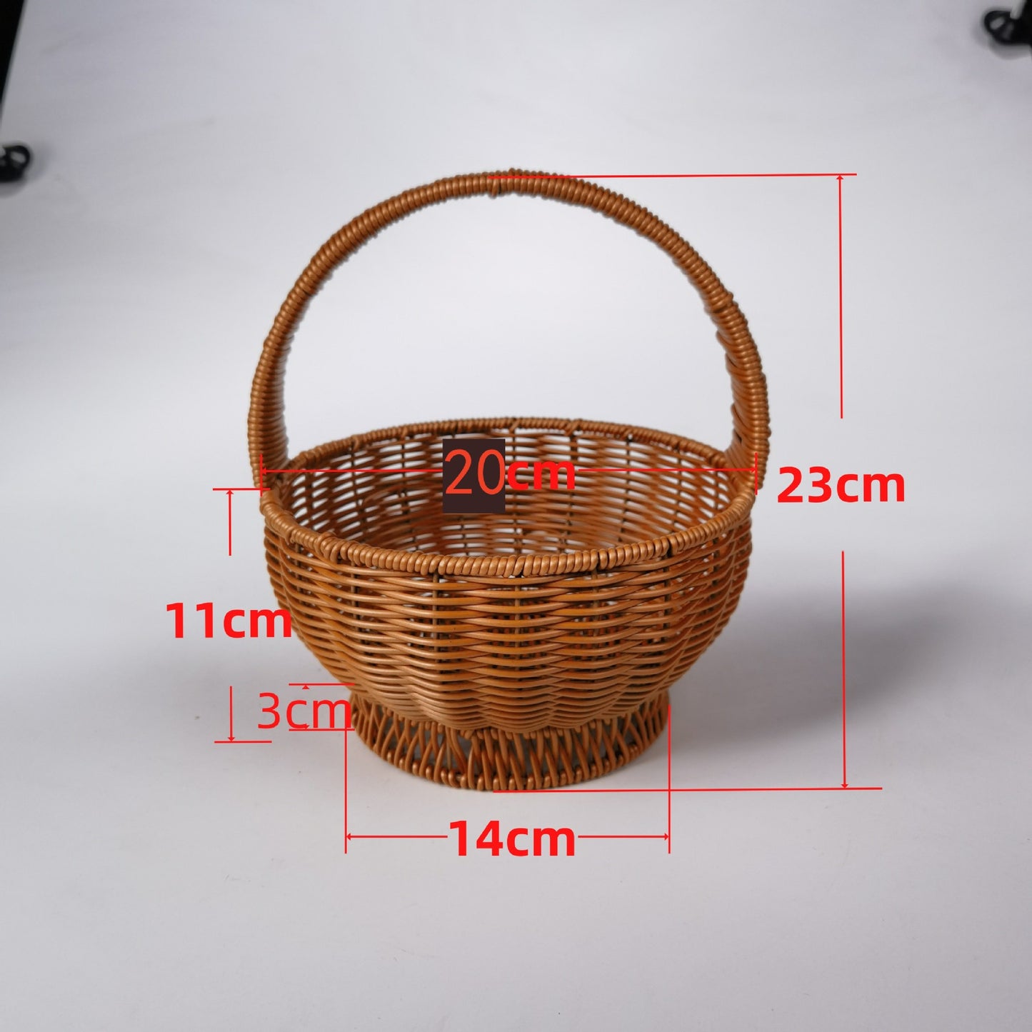 Damen handgearbeiteter Rattan Korb mit Henkel Brehn