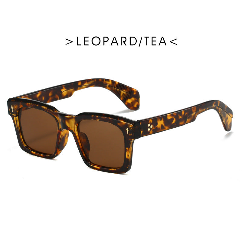 Damen moderne Sonnenbrille im claro-geometrischen Design Brehn