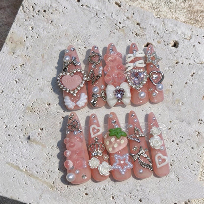 Dekorative 3D Nagelkunst Tipps