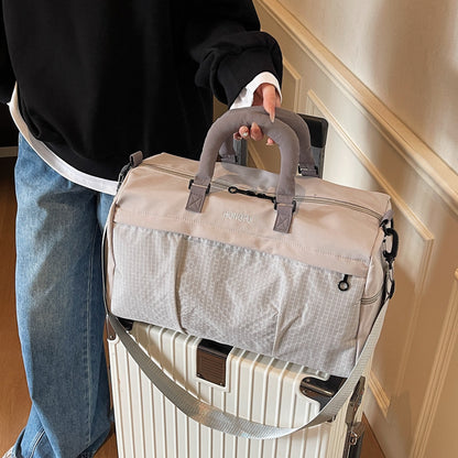 Stylische Reis-Duffel-Tasche mit hochwertigem wasserabweisendem Material Brehn