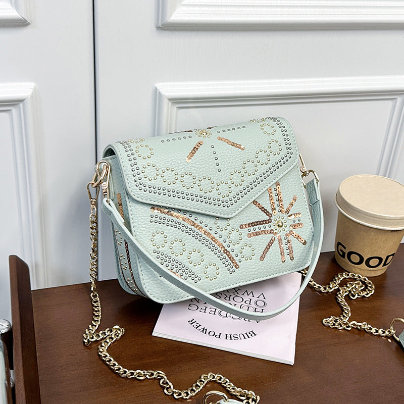 Elegante dekorative Kettenhandtasche
