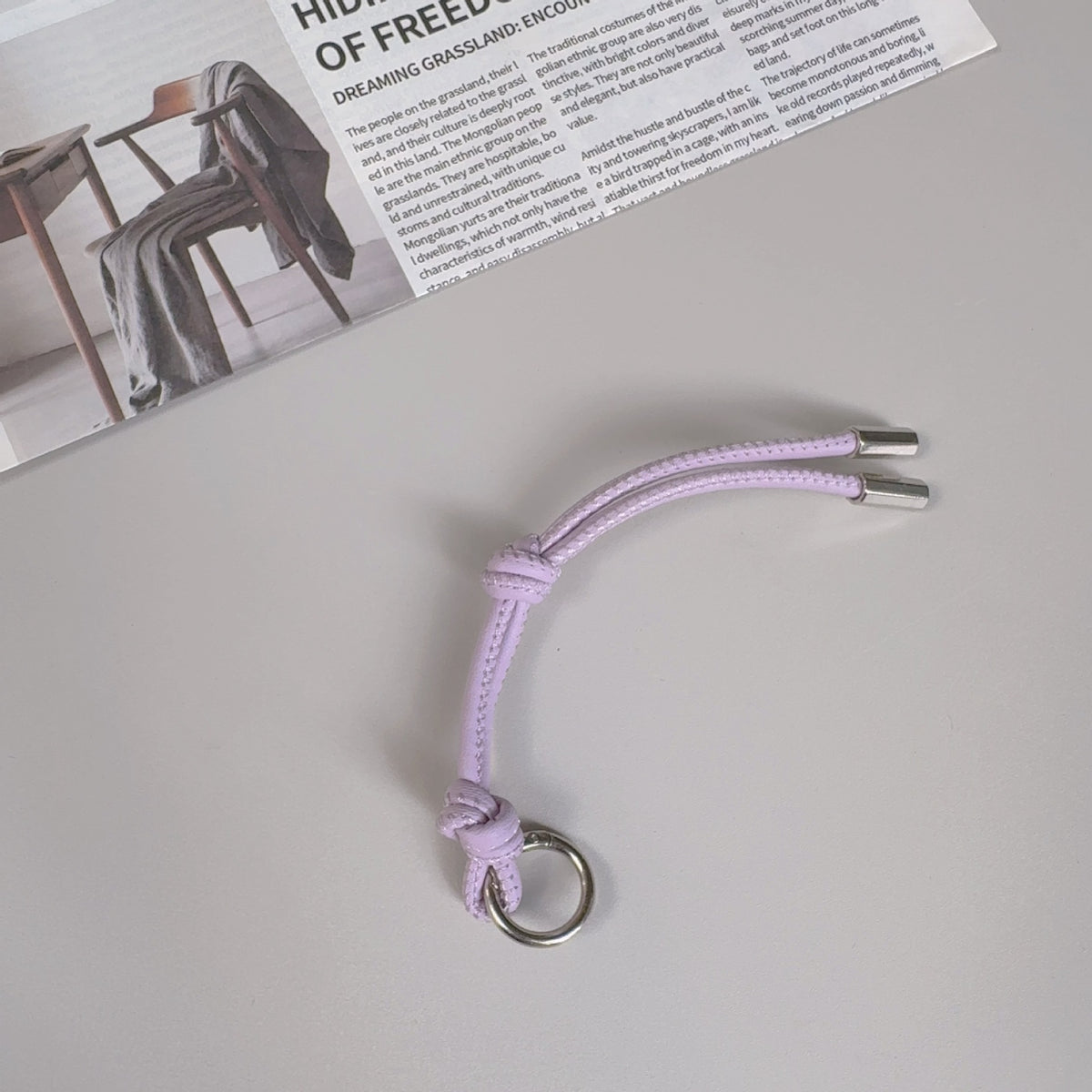 Stylischer Leder-Schlüsselanhänger Halter Brehn