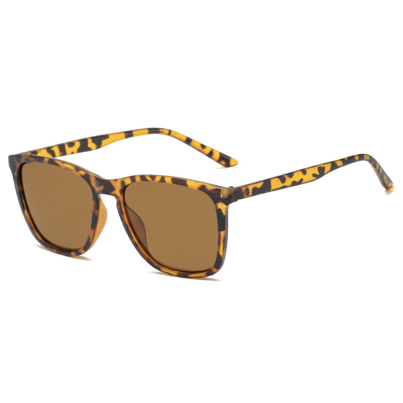 Damen stilvolle Sonnenbrille mit modernem, kantigem Rahmen Brehn