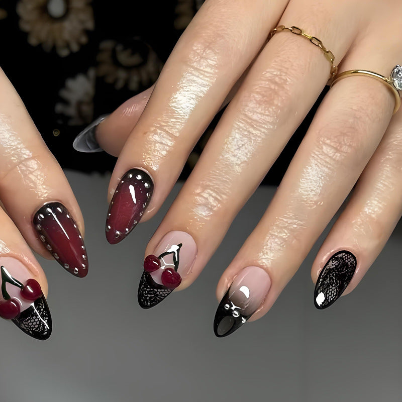Kunstnagelset mit verspielten Frucht- und Blumendesigns Brehn