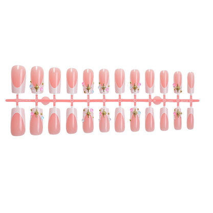 Kunstnagelset mit zartem Blumendekor Brehn