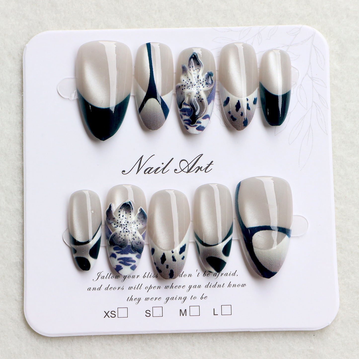 Künstlerisches Floral Nagelkunst Set Brehn