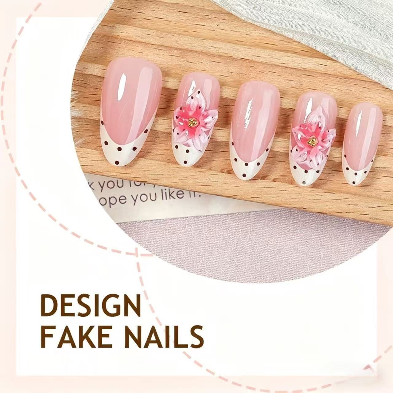 Künstlerisches Floral Design Press-On Nägel Set Brehn