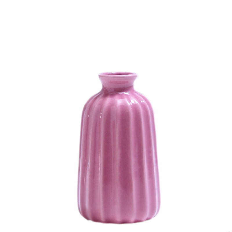 Rippte Keramische Bud Vase Brehn