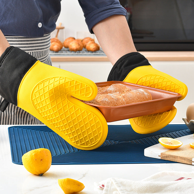 Hitzebeständige Silikonofenhandschuhe mit Ergonomischem Design Brehn