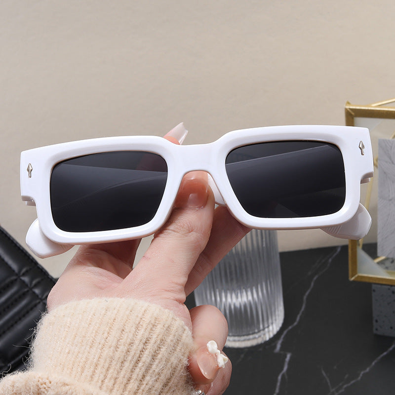 Damen Modische rechteckige Sonnenbrille mit hochwertigen Gläsern Brehn