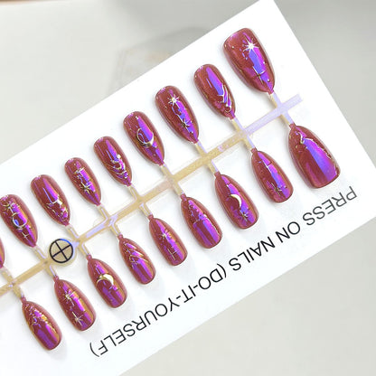 Dekorativer Press-On-Nagelset mit einzigartigen Designs Brehn